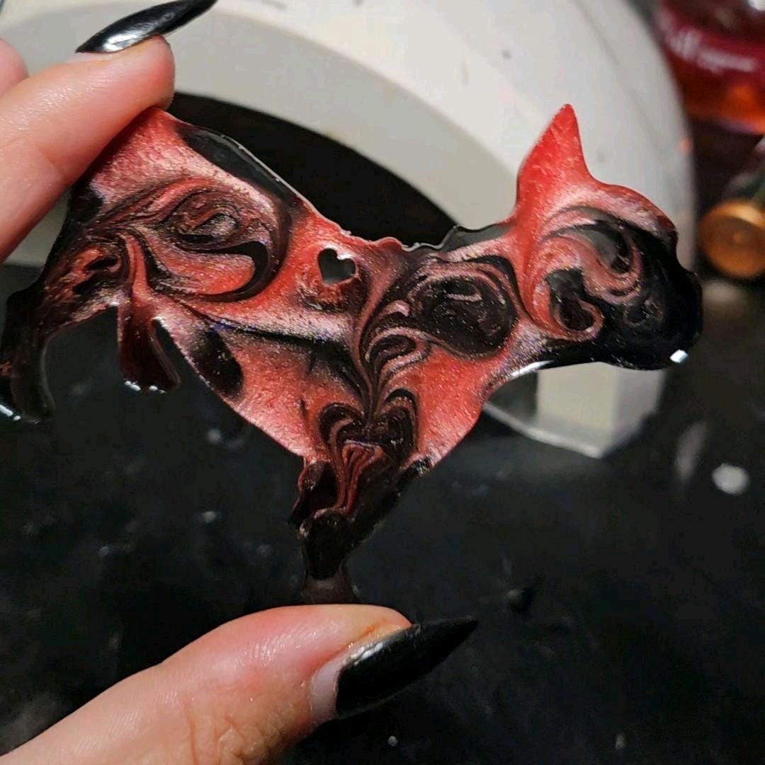 Customizable Resin French Bulldog - Keychain or 3D magnet (send photos or pick any color)