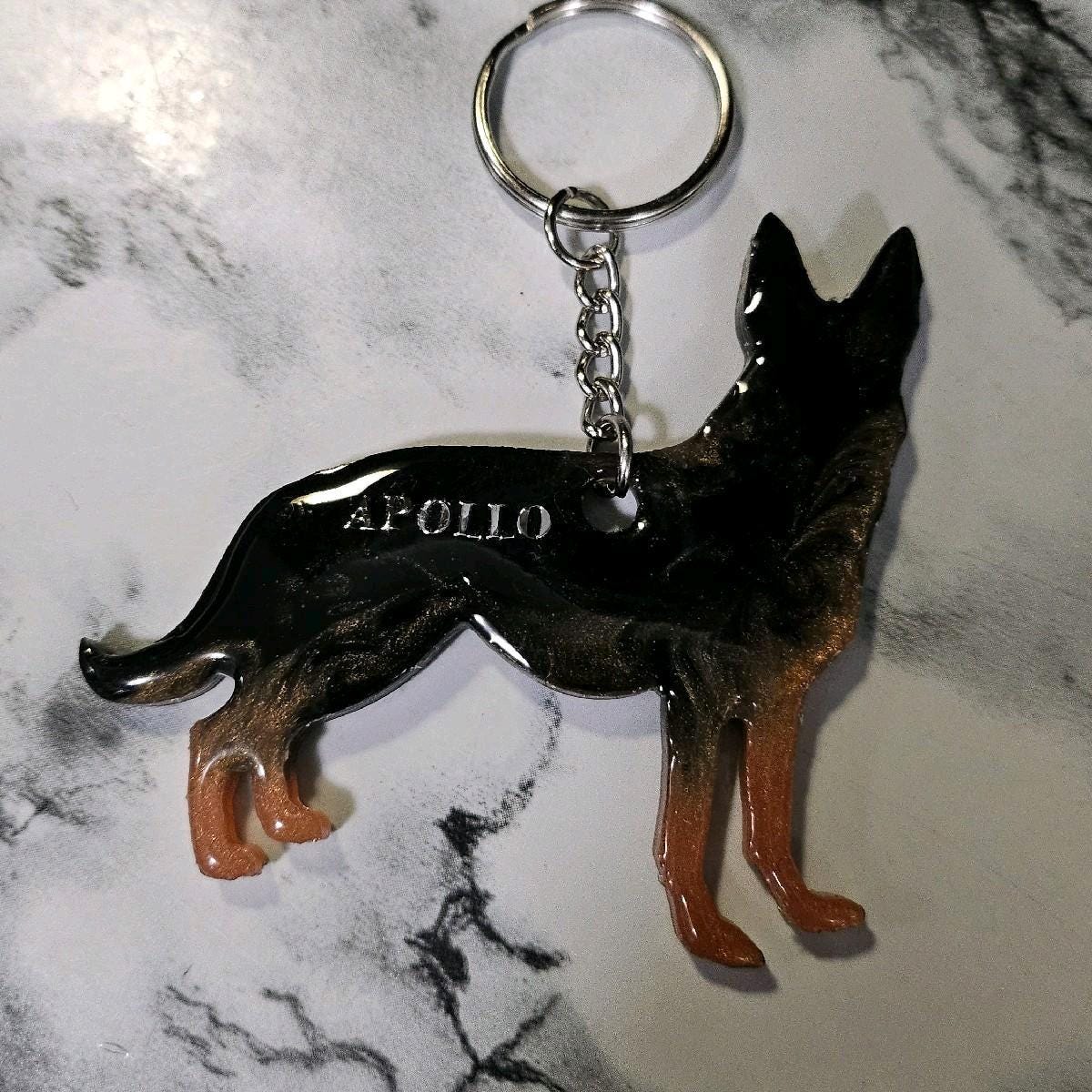 Customizable Resin German Shepherd- Keychain or 3D magnet (send photos or pick any color)