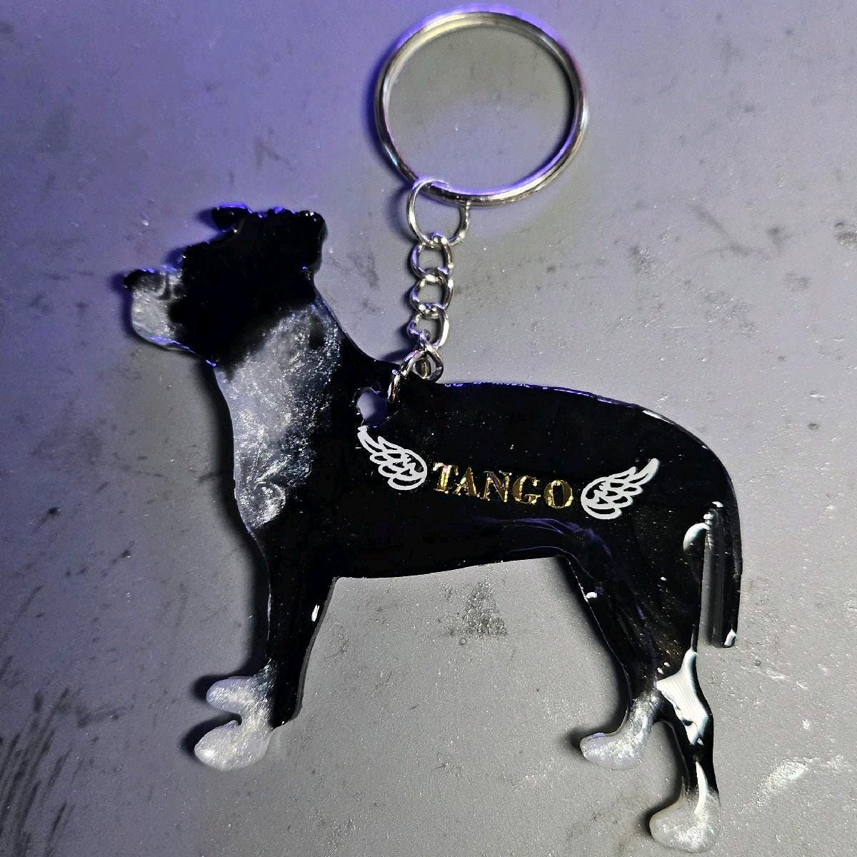 Customizable Resin Pitbull/Staffy - Keychain or 3D magnet (send photos or pick any color)