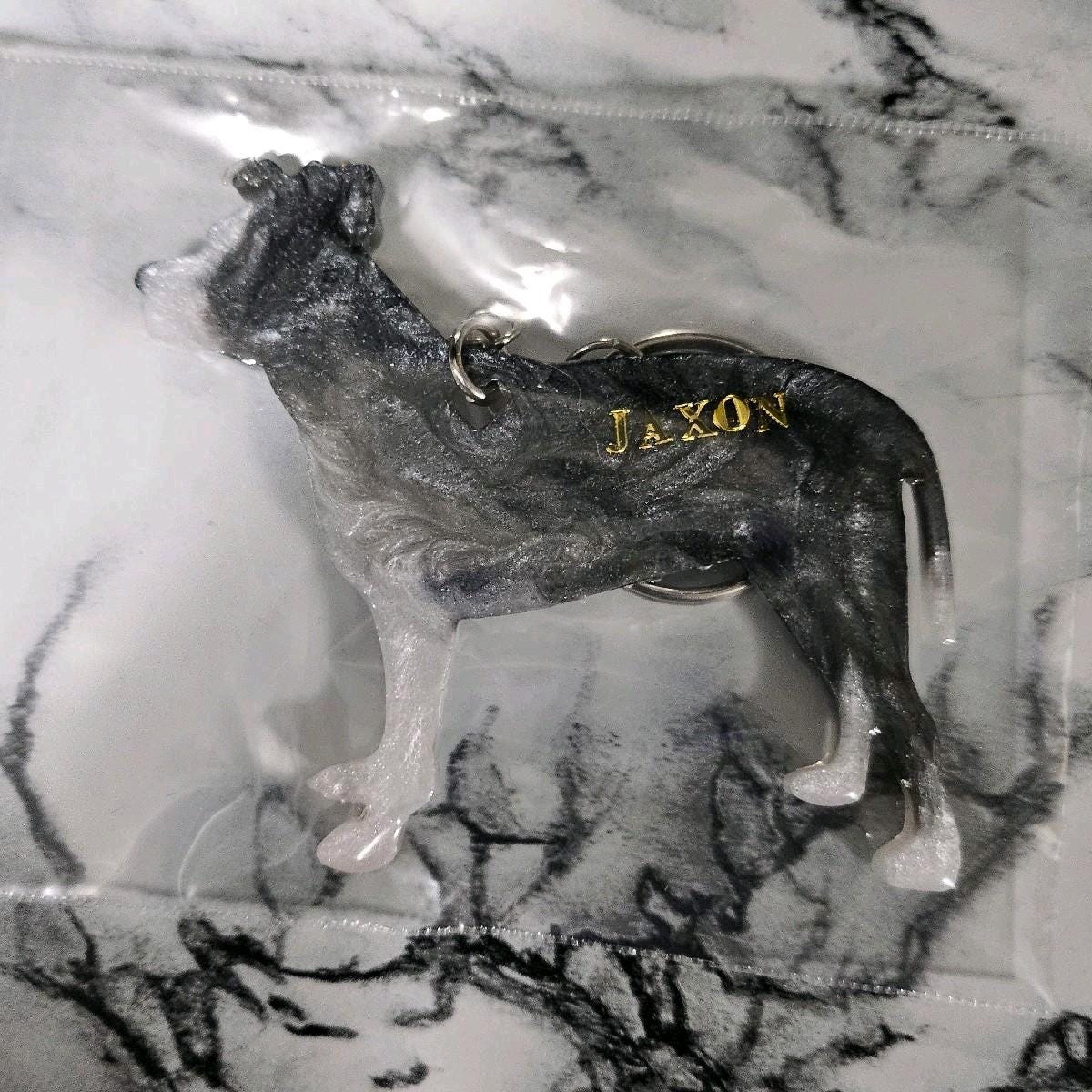 Customizable Resin Pitbull/Staffy - Keychain or 3D magnet (send photos or pick any color)