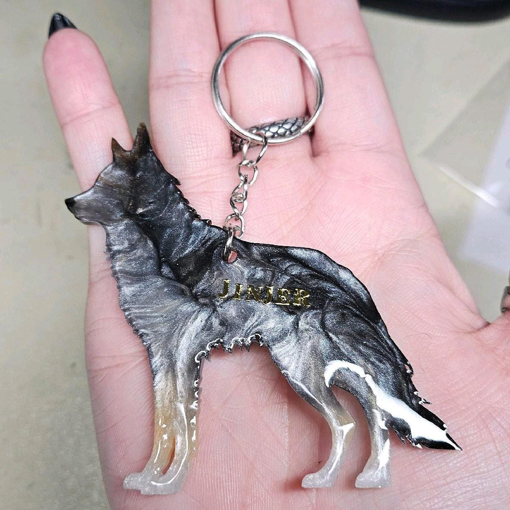 Customizable Resin - WOLF - Keychain or 3D magnet (send photos or pick any color)