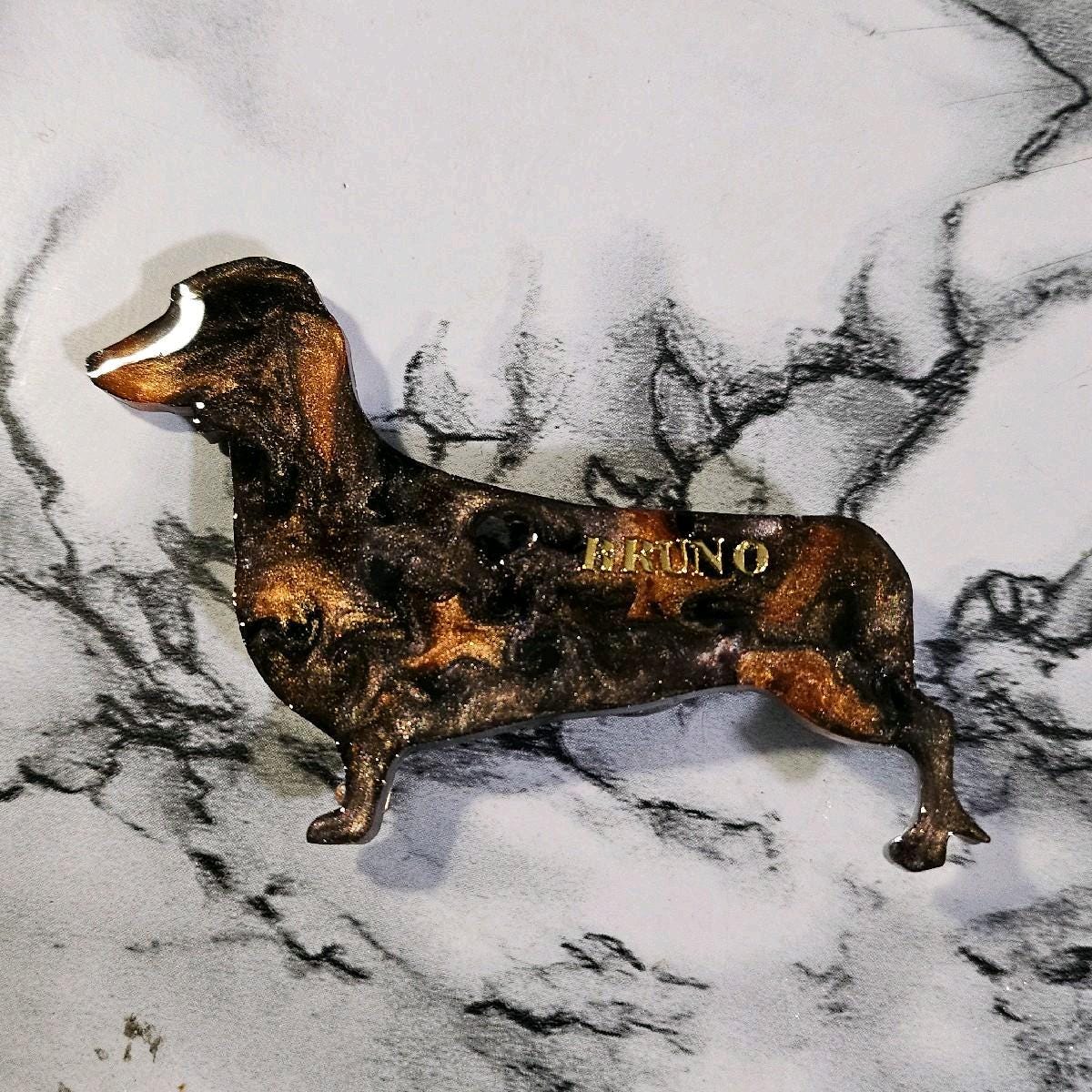 Customizable Resin Dachshund- Keychain or 3D magnet (send photos or pick any color)