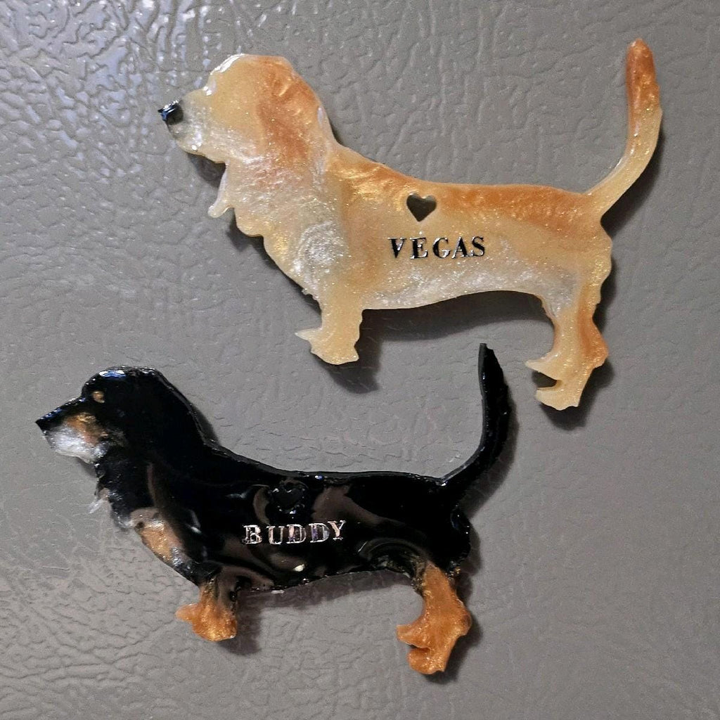 Customizable Resin Basset Hound - Keychain or 3D magnet (send photos or pick any color)