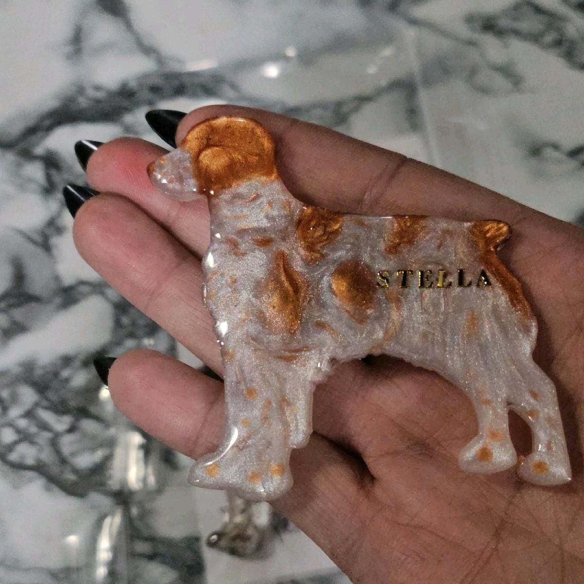 Customizable Resin Spaniel - Keychain or 3D magnet (send photos or pick any color)