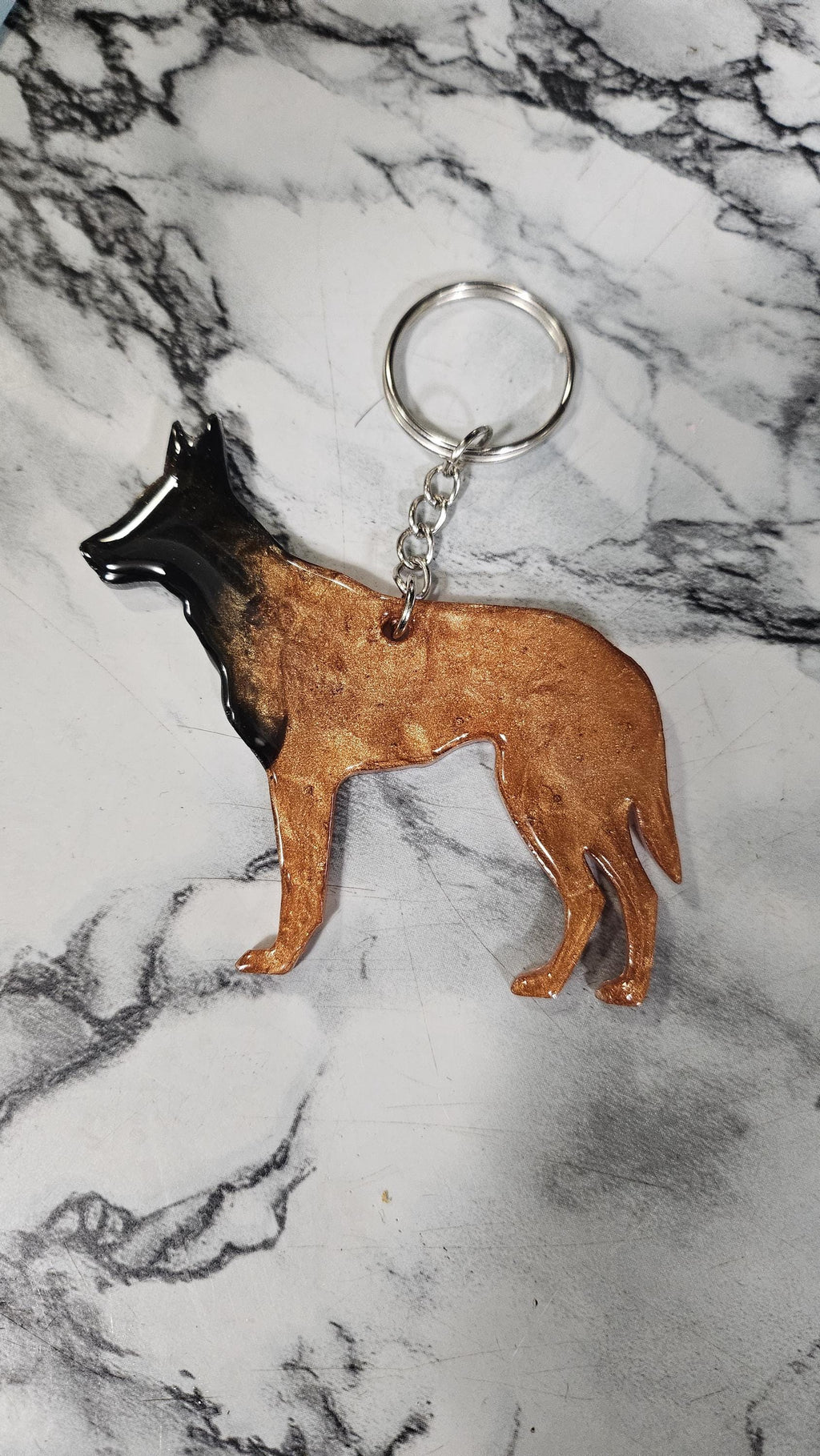 Customizable Resin Belgian Malinios - Keychain or 3D magnet (send photos or pick any color)