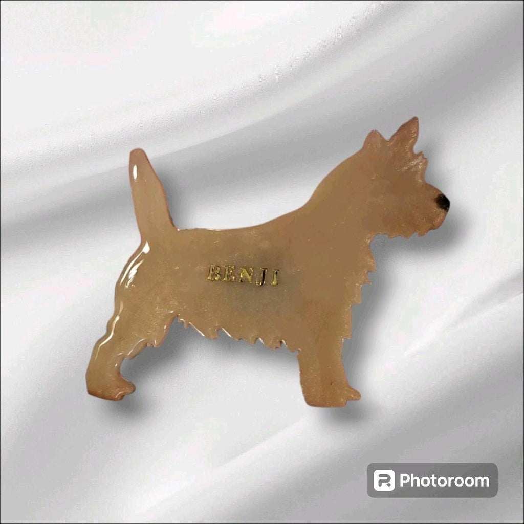 Customizable Resin Cairn Terrier / Westie- Keychain or 3D magnet (send photos or pick any color)